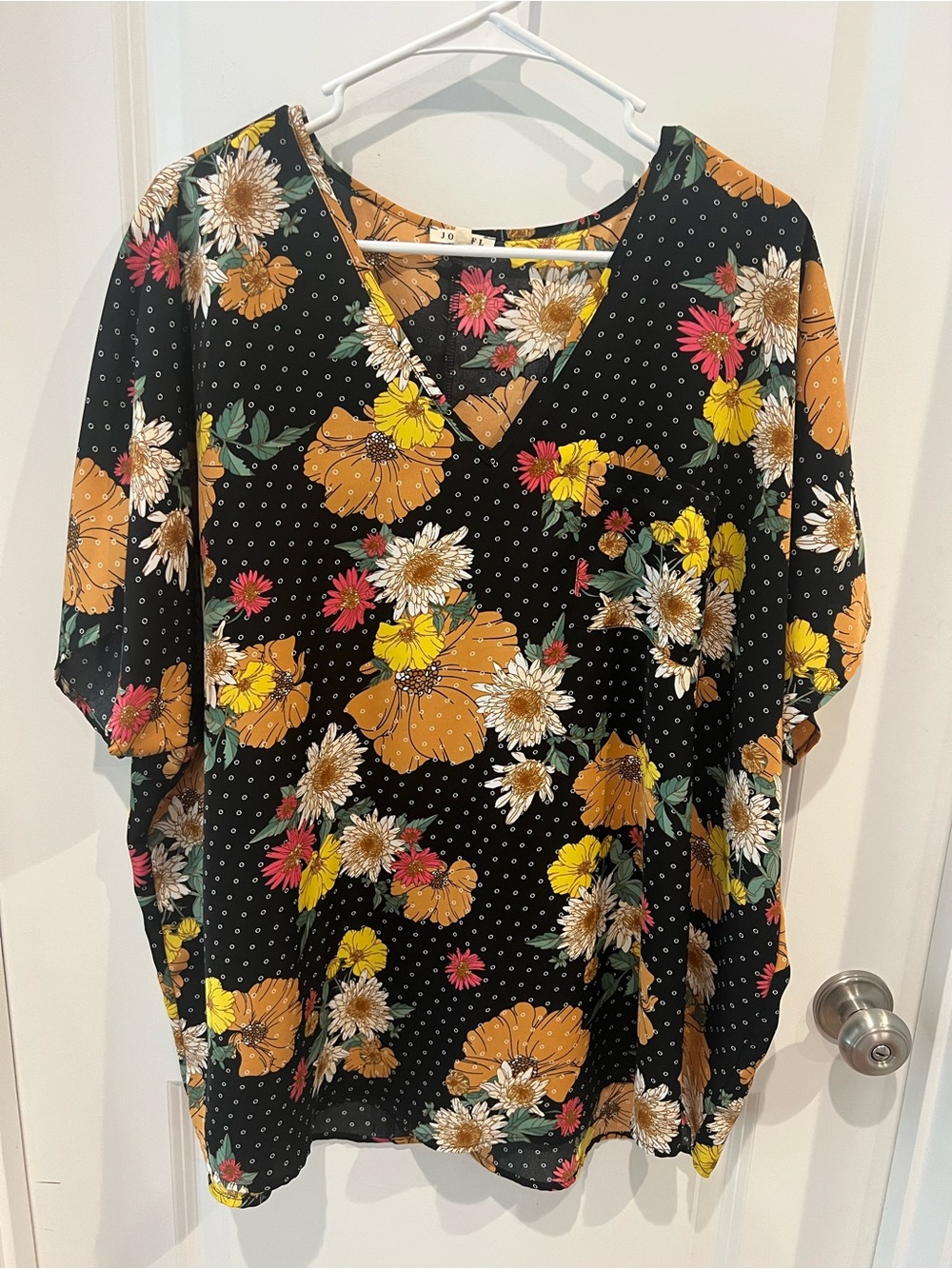 JODIFL Black Floral V-Neck Tunic with Yellow Blooms size large oversized